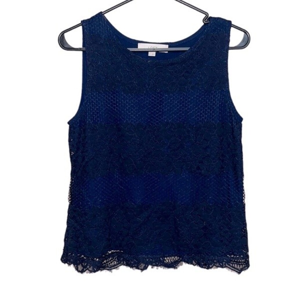 Women’s Ann Taylor Loft Navy Sleeveless Blouse workwear business casual spring